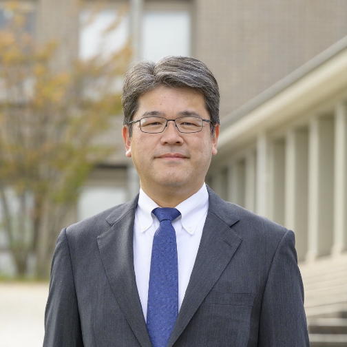 吉田圭一郎先生の写真